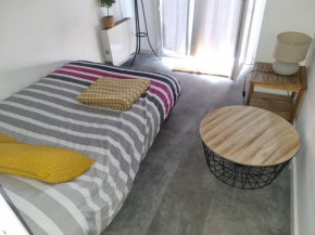 Studio indépendant et Jardin 600m2 Terrasse